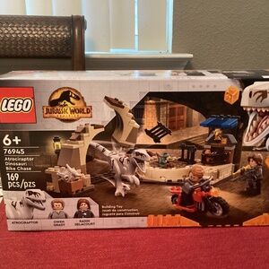 Lego Atrocipaptor Dinosaur Bike Chase 169 pcs NEW IN BOX  unopened box 76945